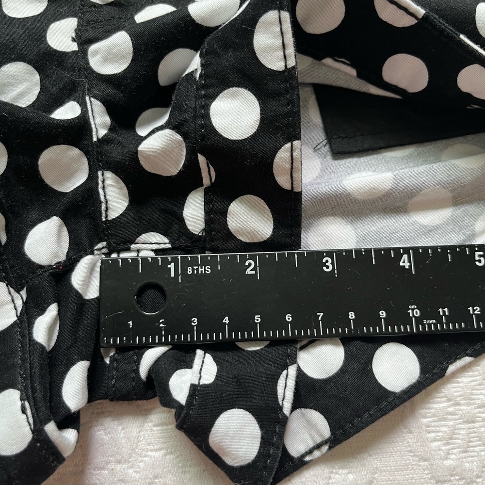 NWT SO Y2K Chino Short Black White Polka Dot Button Tab Jnr Size 11 - Picture 14 of 15